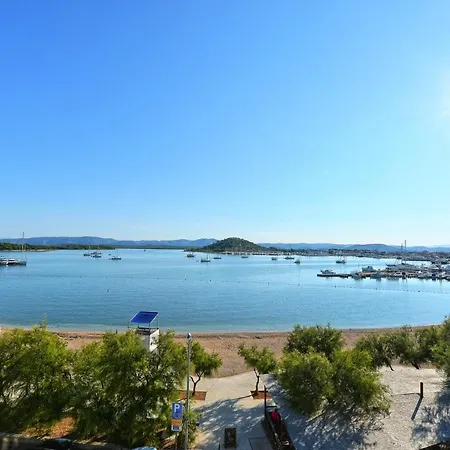 Apartman Smokvica, Apartment *
