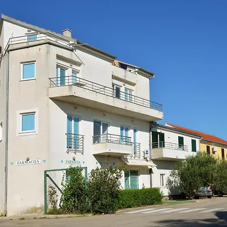 Apartman Smokvica, *